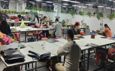 Top 5 Wholesale Clutch Bag Manufacturers In the USA